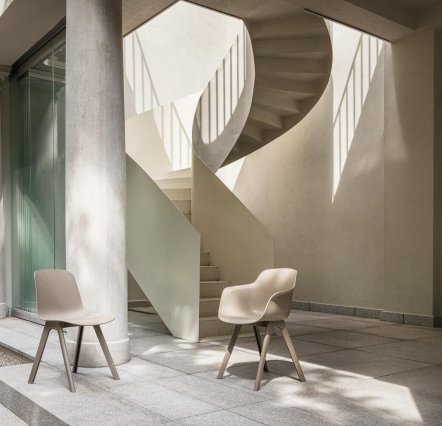 Embracing eco-friendly outdoor furniture in office spaces: a strategic move